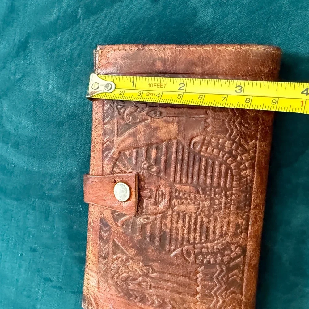 Vintage Hand Tooled Leather Egyptian Pharaoh King Tut Wallet Brown Kiss‎ Lock